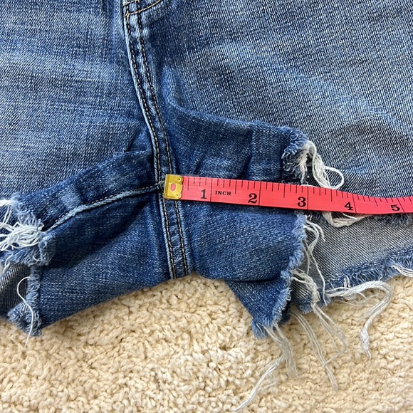 UNIQLO Denim Short Size 28 - Picture 11 of 11